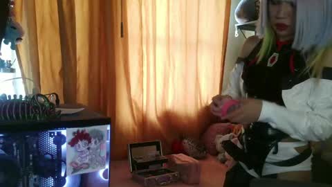 Snapshot of terraelowen chatting on May 2026 01:41:01 PM Terra Elowen online show from May 2026 01:41:01 PM
