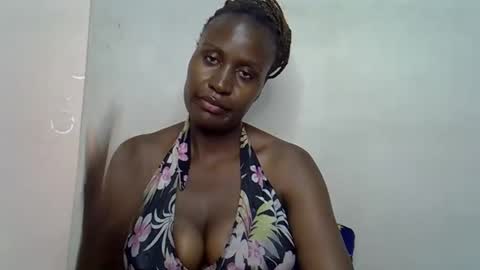 terriam online show from November 2025 07:04:02 PM