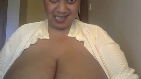 Snapshot of terrylissa chatting on February 2025 01:22:01 PM terry online show from February 2025 01:22:01 PM