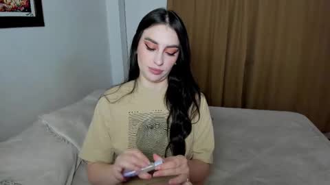 Snapshot of teseo_and_afrodita_ chatting on February 2025 01:25:02 AM teseo_and_afrodita_ online show from February 2025 01:25:02 AM