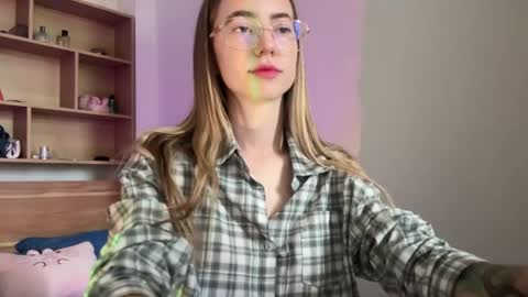 Snapshot of tessa_calmness chatting on April 2026 02:47:02 AM tessa_calmness online show from April 2026 02:47:02 AM