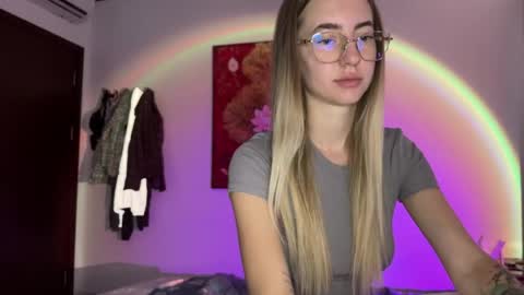 Snapshot of tessa_calmness chatting on May 2026 02:52:01 AM tessa_calmness online show from May 2026 02:52:01 AM