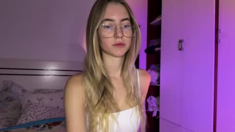 tessa_calmness online show from July 2026 04:27:02 AM