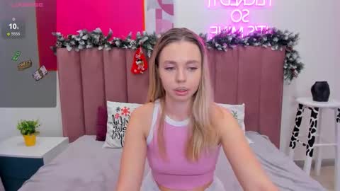 Tessa 3 online show from December 2025 01:14:02 AM