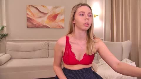 Snapshot of tessaadorablee chatting on March 2026 06:39:01 AM tessaadorablee online show from March 2026 06:39:01 AM