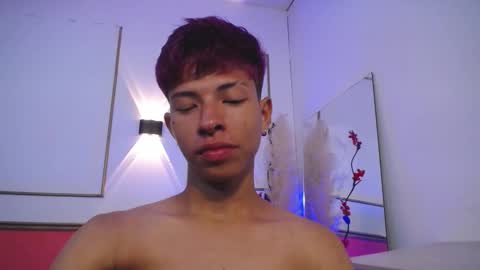 tessachains online show from October 2025 02:33:01 AM