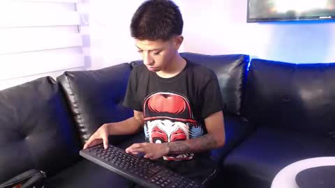 tessachains online show from January 2026 04:12:02 PM