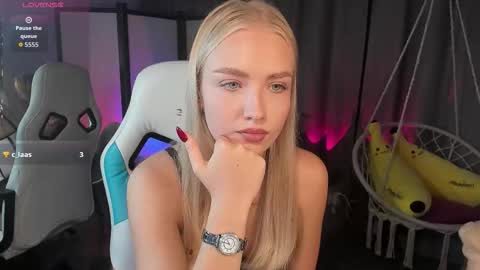 TessaHamilton online show from October 2025 11:29:02 AM