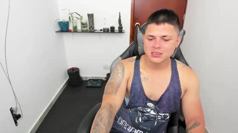 Teylor Fel online show from March 2025 08:25:01 PM