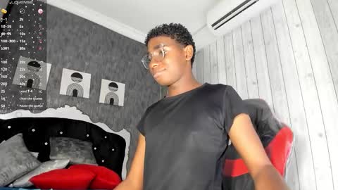 Snapshot of teylor_lovee chatting on March 2026 09:29:02 PM teylor_lovee online show from March 2026 09:29:02 PM