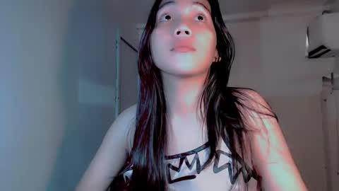 Snapshot of thalia_sunshine chatting on January 2025 02:03:02 AM Thalia online show from January 2025 02:03:02 AM