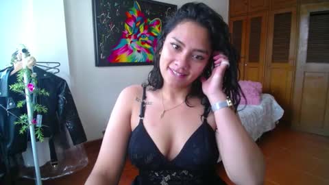 Snapshot of thaliacooper chatting on December 2024 09:11:01 PM online show from December 2024 09:11:01 PM