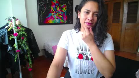 Snapshot of thaliacooper chatting on December 2024 07:07:02 PM online show from December 2024 07:07:02 PM