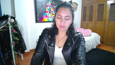 Snapshot of thaliacooper chatting on December 2024 12:46:02 AM online show from December 2024 12:46:02 AM