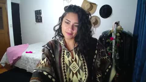 Snapshot of thaliacooper chatting on January 2025 05:37:02 AM online show from January 2025 05:37:02 AM