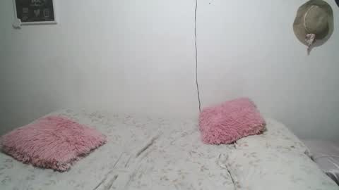 Snapshot of thaliacooper chatting on February 2025 03:26:01 AM online show from February 2025 03:26:01 AM