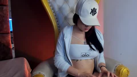 Thamara online show from November 2025 04:44:01 PM