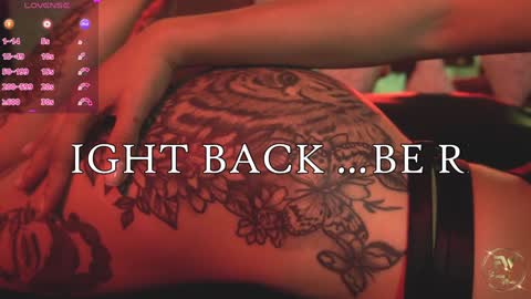 thamara_cooper_ online show from January 2025 01:00:02 PM