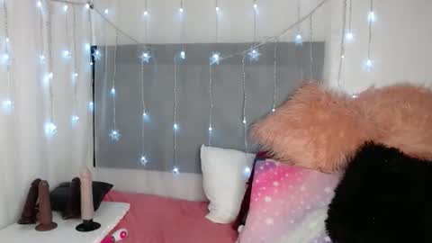 Snapshot of thamarar chatting on November 2025 02:46:02 AM Thamara online show from November 2025 02:46:02 AM