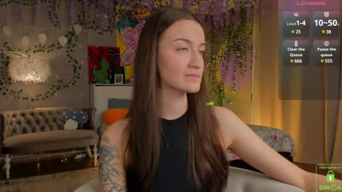 Your Eva online show from February 2025 10:20:01 PM