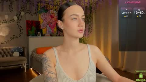 Your Eva online show from October 2025 08:02:02 AM