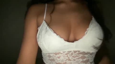 Melanie online show from September 2025 04:23:01 AM