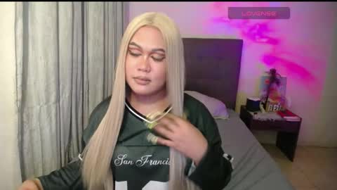 NOEY online show from February 2025 01:02:01 PM