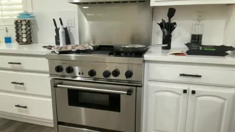 thatoneblondee online show from September 2025 01:40:01 AM