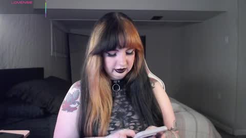 Snapshot of thatwitch710 chatting on March 2026 05:13:01 AM Thatwitch710 online show from March 2026 05:13:01 AM