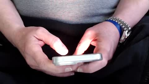 Snapshot of the1pocketrocket chatting on April 2026 06:31:02 PM the1pocketrocket online show from April 2026 06:31:02 PM