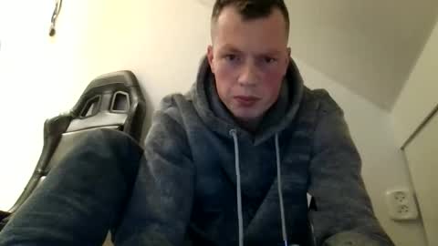 Dennis online show from December 2025 07:53:02 PM