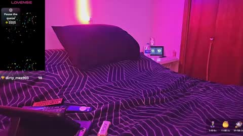 Snapshot of the_alpha_dog_xxx chatting on December 2024 05:18:01 AM the_alpha_dog_xxx online show from December 2024 05:18:01 AM