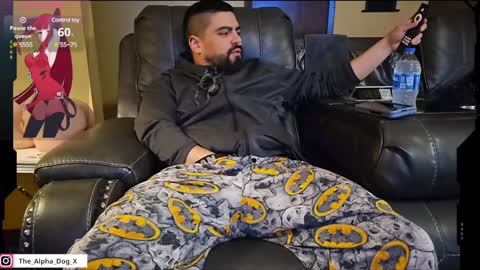 Snapshot of the_alpha_dog_xxx chatting on January 2025 05:13:02 AM the_alpha_dog_xxx online show from January 2025 05:13:02 AM