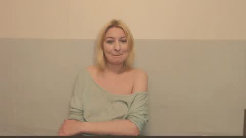 Snapshot of the_basic_instinctt chatting on April 2026 11:57:01 PM Eva online show from April 2026 11:57:01 PM