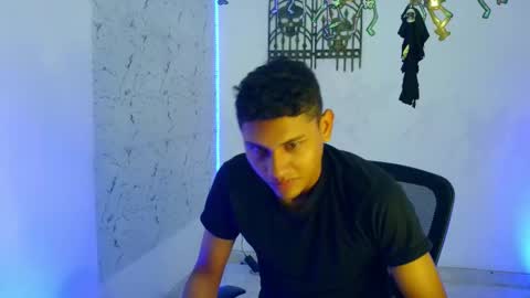 Sean OPry   online show from October 2025 02:23:02 PM