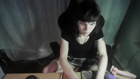 Snapshot of the_dough_nut chatting on June 2026 04:21:02 AM The Dough-Nut online show from June 2026 04:21:02 AM