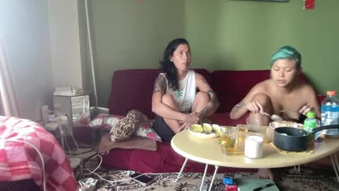 Snapshot of the_emmarouge chatting on April 2026 04:46:01 AM the_emmarouge online show from April 2026 04:46:01 AM