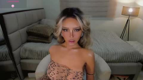 nabi butterfly online show from November 2025 10:30:02 PM