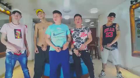 Snapshot of the_goodfellas chatting on December 2024 11:28:01 PM the goodfellas online show from December 2024 11:28:01 PM