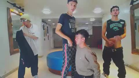 Snapshot of the_goodfellas chatting on January 2025 10:40:01 PM the goodfellas online show from January 2025 10:40:01 PM