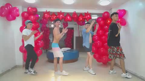 Snapshot of the_goodfellas chatting on January 2025 03:18:01 AM the goodfellas online show from January 2025 03:18:01 AM