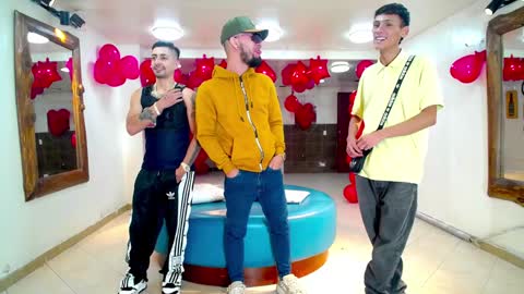 Snapshot of the_goodfellas chatting on January 2025 09:13:01 PM the goodfellas online show from January 2025 09:13:01 PM