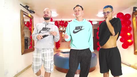 Snapshot of the_goodfellas chatting on February 2025 09:15:01 PM the goodfellas online show from February 2025 09:15:01 PM