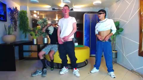 Snapshot of the_goodfellas chatting on September 2025 05:15:02 PM the goodfellas online show from September 2025 05:15:02 PM