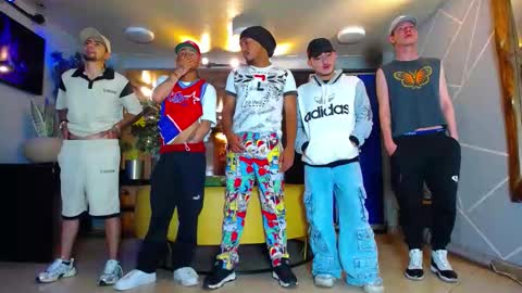 Snapshot of the_goodfellas chatting on October 2025 06:06:01 PM the goodfellas online show from October 2025 06:06:01 PM