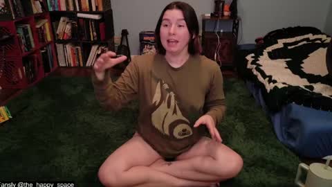 Snapshot of the_happy_space chatting on April 2026 12:30:02 AM MATERNITY LEAVE online show from April 2026 12:30:02 AM