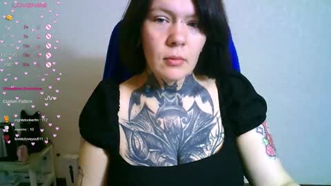 the_ice_owl online show from October 2025 05:11:02 AM