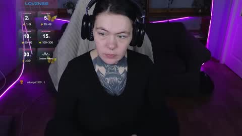 the_ice_owl online show from April 2026 02:03:02 AM