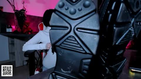 Snapshot of the_inamorata chatting on April 2026 09:41:02 PM Goddess Misha online show from April 2026 09:41:02 PM