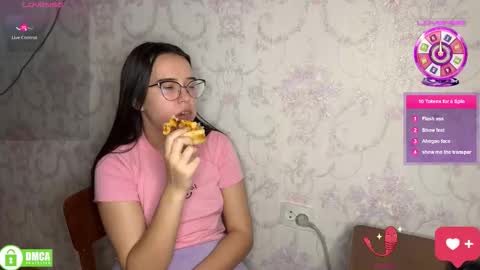 Alice online show from December 2025 03:07:02 PM